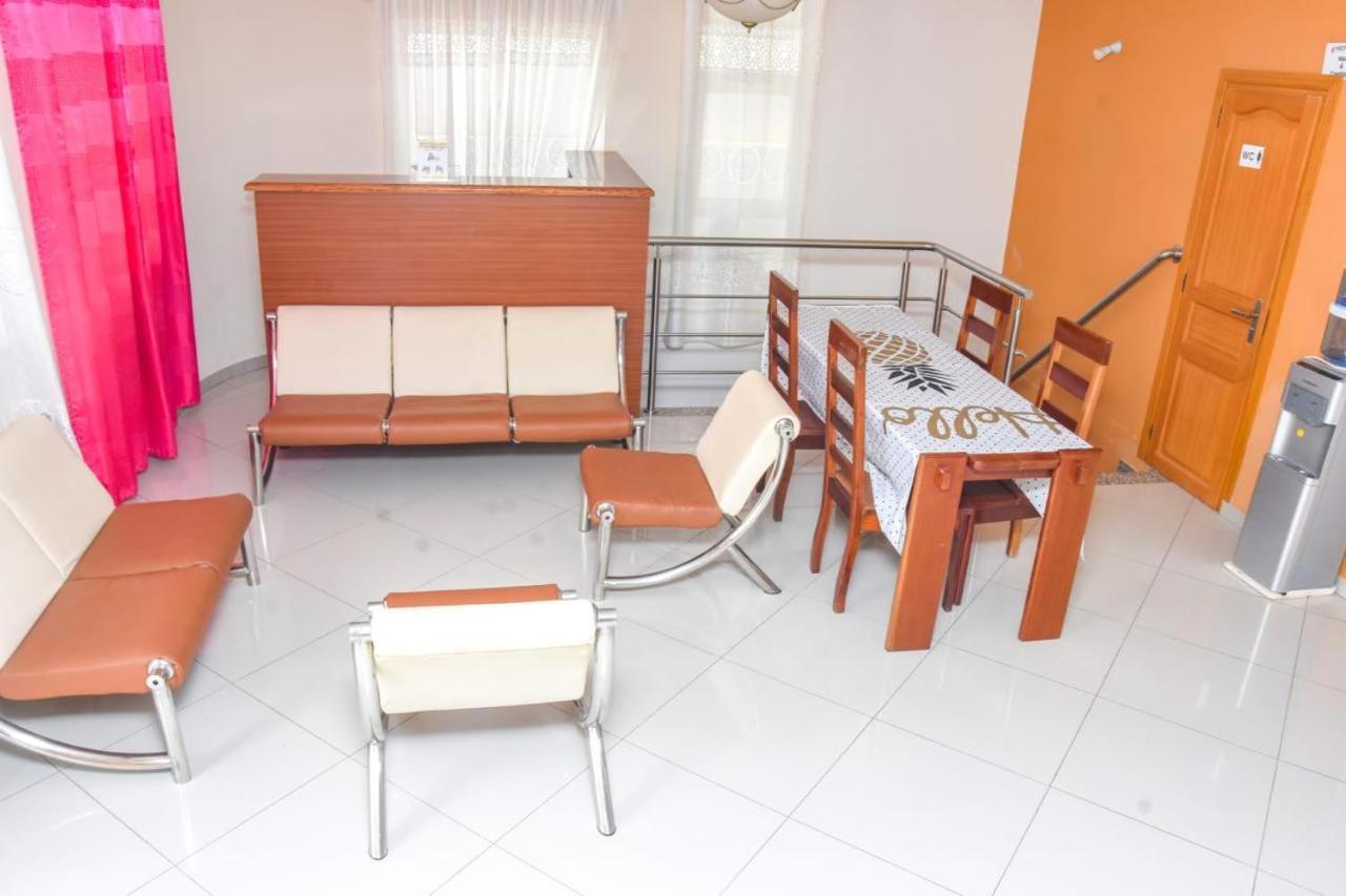Paris Hotel Praia Bagian luar foto