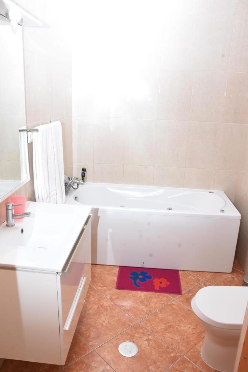 Paris Hotel Praia Bagian luar foto
